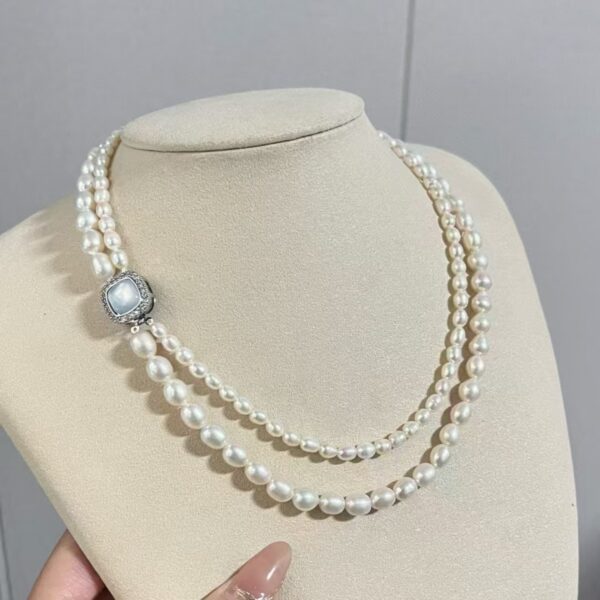 Double Layered Rice-shaped Pearl Necklace with Sea Fritillary buckle